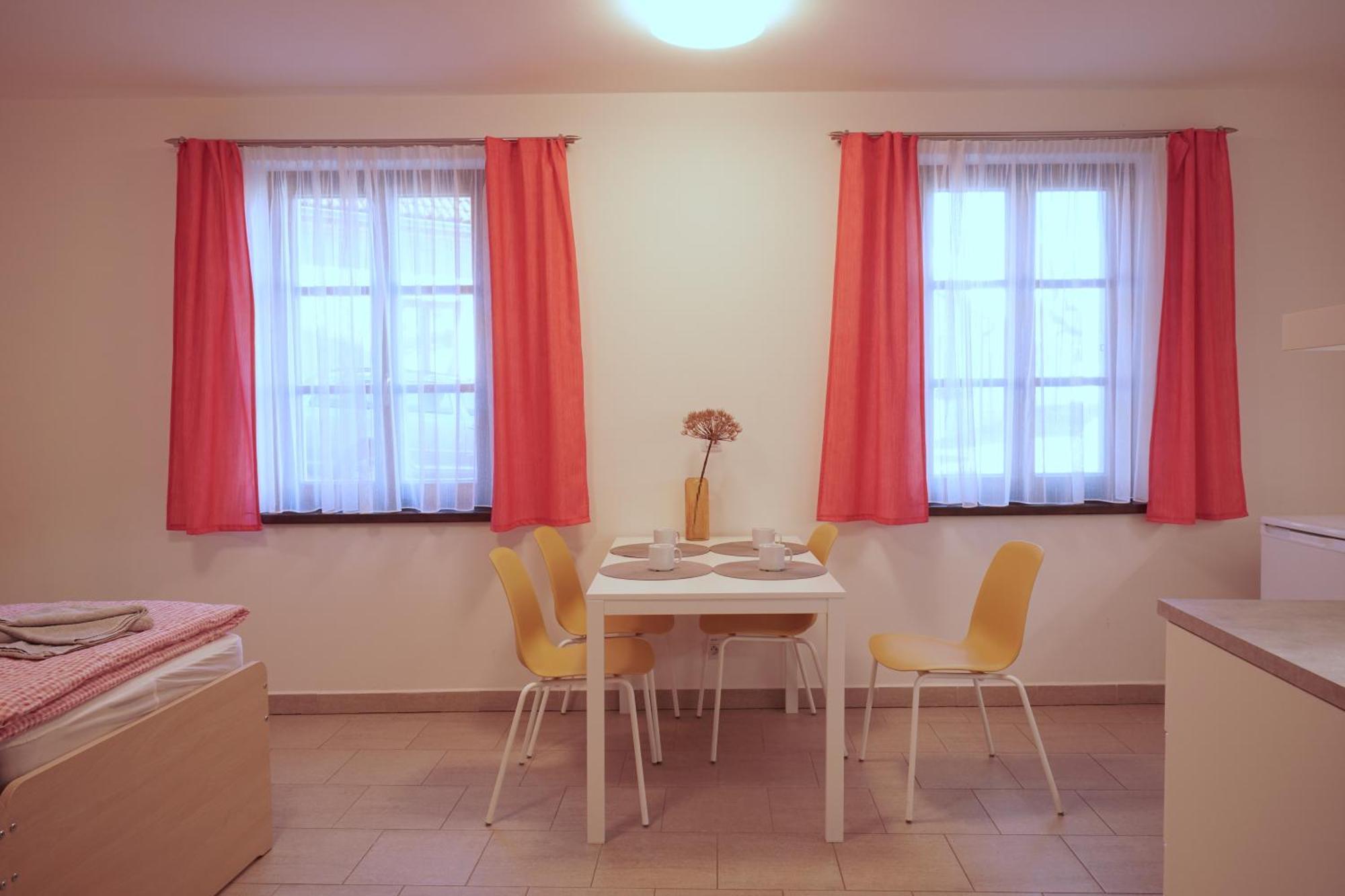 Penzion V Podzamci Třeboň Quarto foto